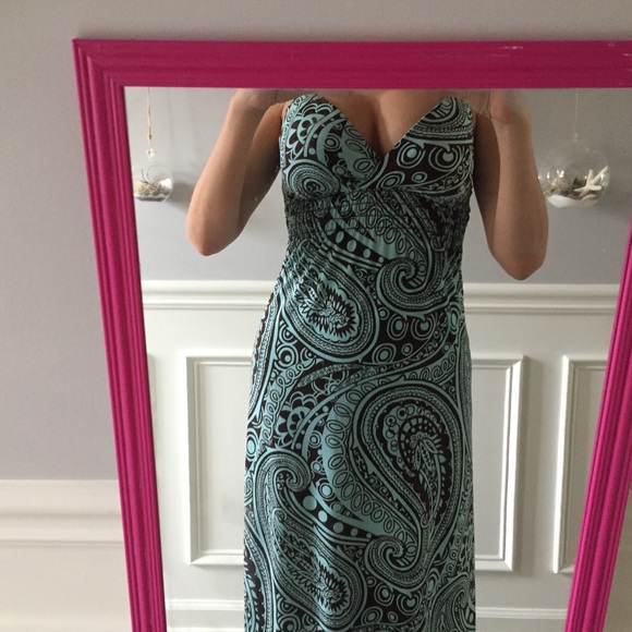 Dress - Picture 2 of 4
